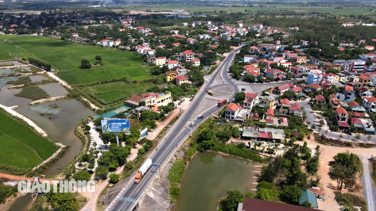 Cận cảnh nút thắt cổ chai trên tuyến QL1A qua Hà Tĩnh, Quảng Bình sắp được nâng cấp- Ảnh 3. Cận cảnh nút thắt cổ chai trên tuyến QL1A qua Hà Tĩnh, Quảng Bình sắp được nâng cấp- Ảnh 3.