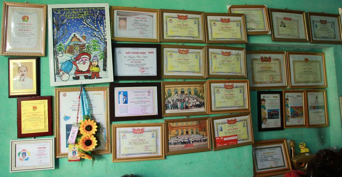 Cuộc sống hiện tại của cậu bé không tay trong cặp song sinh nổi tiếng ở Bắc Giang - Ảnh 4.
