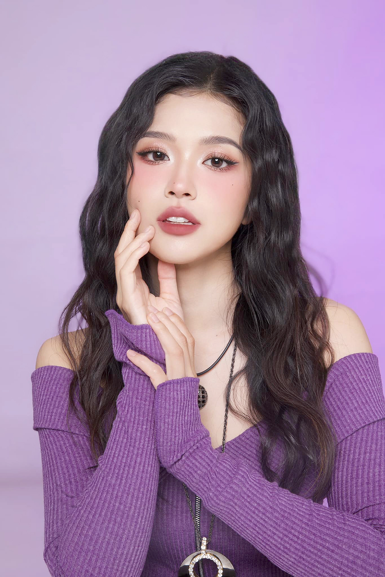 Suni Hạ Linh: “So sánh tôi với Chi Pu là khập khiễng”- Ảnh 4. Suni Hạ Linh: “So sánh tôi với Chi Pu là khập khiễng”- Ảnh 4.