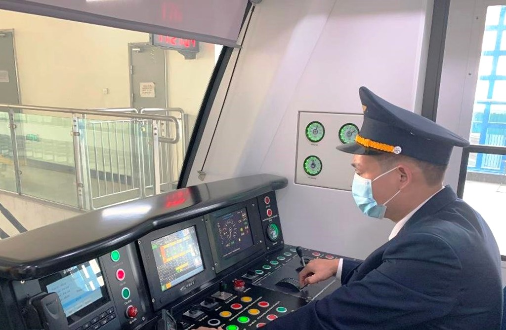 Đề xuất sửa quy định độ tuổi cấp phép lái tàu - Ảnh 2. Đề xuất sửa quy định độ tuổi cấp phép lái tàu - Ảnh 2.