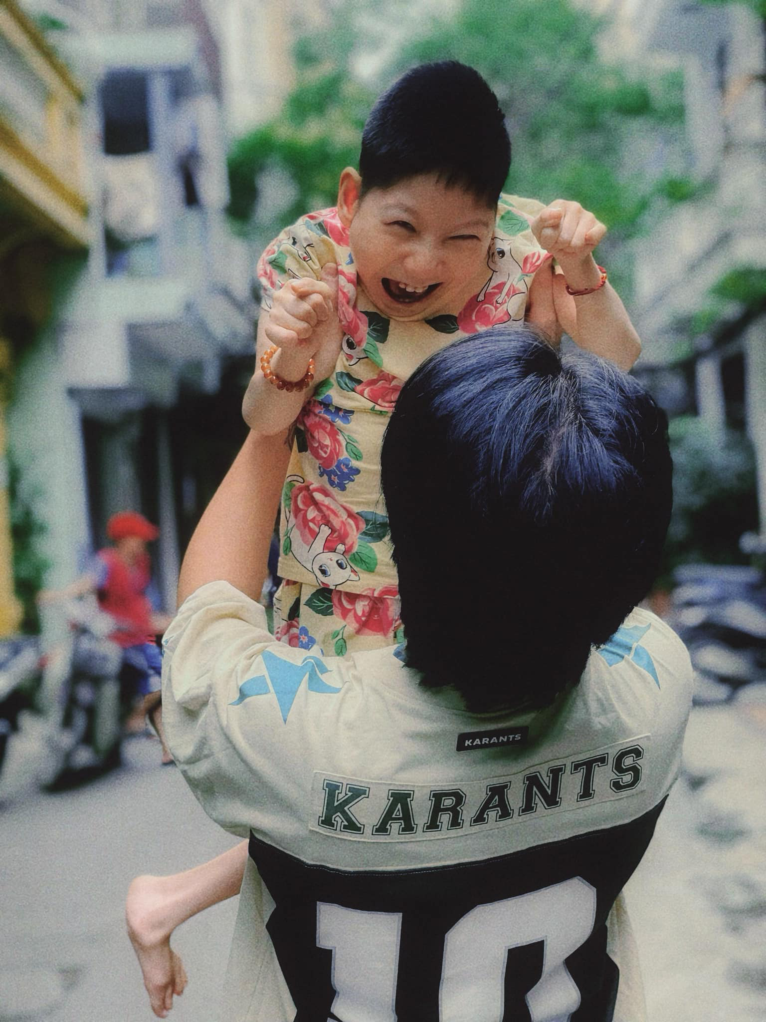 Diễn viên Minh Cúc: Mụ là tất cả, là động lực kiếm tiền, cũng là người lấy hết tình yêu của tôi- Ảnh 5. Diễn viên Minh Cúc: Mụ là tất cả, là động lực kiếm tiền, cũng là người lấy hết tình yêu của tôi- Ảnh 5.