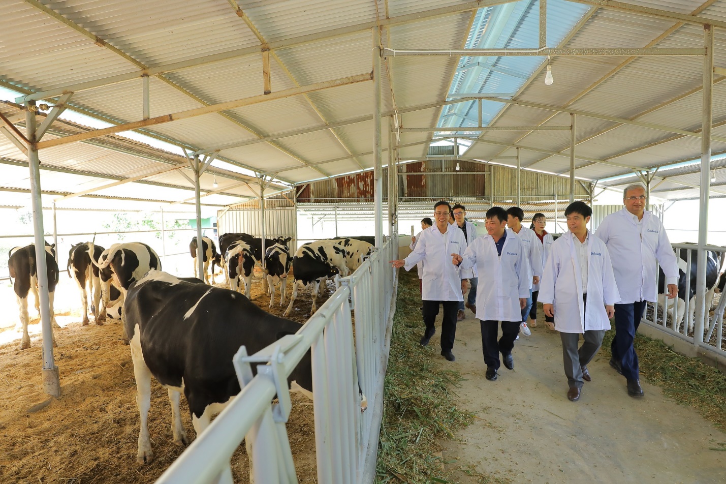 Phát triển kinh tế xanh bền vững cho Lâm Đồng từ góc nhìn của nhà sáng lập Tập đoàn TH- Ảnh 3. Phát triển kinh tế xanh bền vững cho Lâm Đồng từ góc nhìn của nhà sáng lập Tập đoàn TH- Ảnh 3.