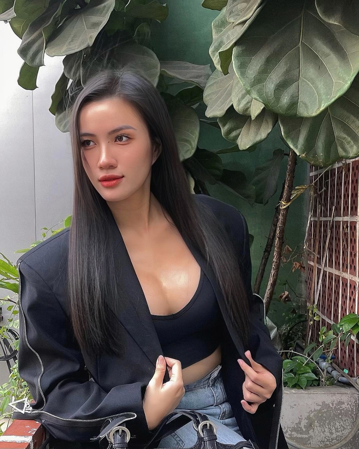 Nhan sắc đời thường quyến rũ của Á hậu Minh Nhàn sau phẫu thuật thẩm mỹ khiến fan khó nhận ra- Ảnh 11. Nhan sắc đời thường quyến rũ của Á hậu Minh Nhàn sau phẫu thuật thẩm mỹ khiến fan khó nhận ra- Ảnh 11.