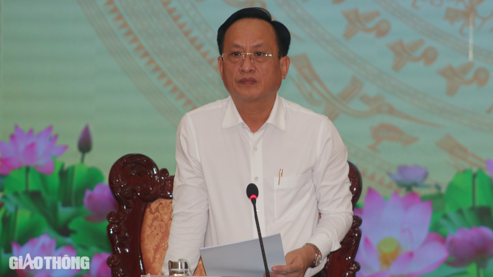 Chủ tịch Bạc Liêu: Sạt lở mà chờ họp hành chắc hỏng hết nhà của dân- Ảnh 3. Chủ tịch Bạc Liêu: Sạt lở mà chờ họp hành chắc hỏng hết nhà của dân- Ảnh 3.