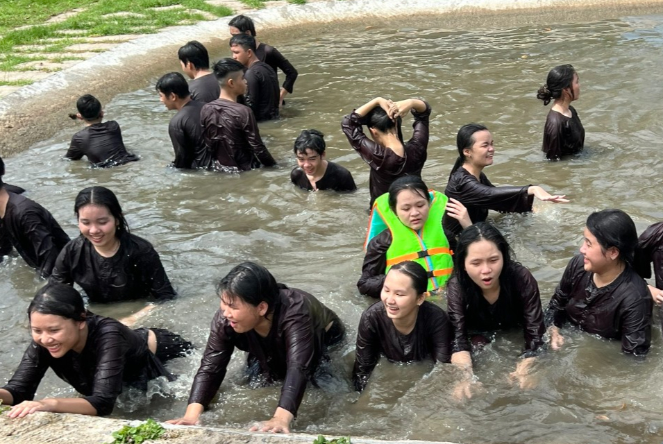 Nghỉ hè, các điểm du lịch ở Cần Thơ đông nghẹt du khách nhí- Ảnh 3. Nghỉ hè, các điểm du lịch ở Cần Thơ đông nghẹt du khách nhí- Ảnh 3.