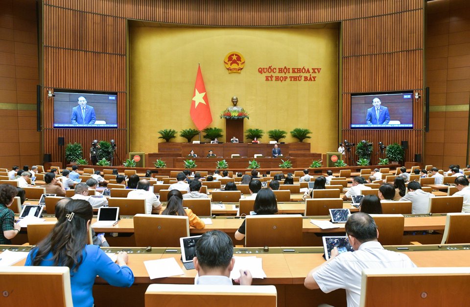 Quang cảnh phiên làm việc sáng 26/6