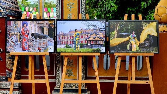"Áo dài đương đại – Ba miền hội tụ" - Ảnh 4. "Áo dài đương đại – Ba miền hội tụ" - Ảnh 4.