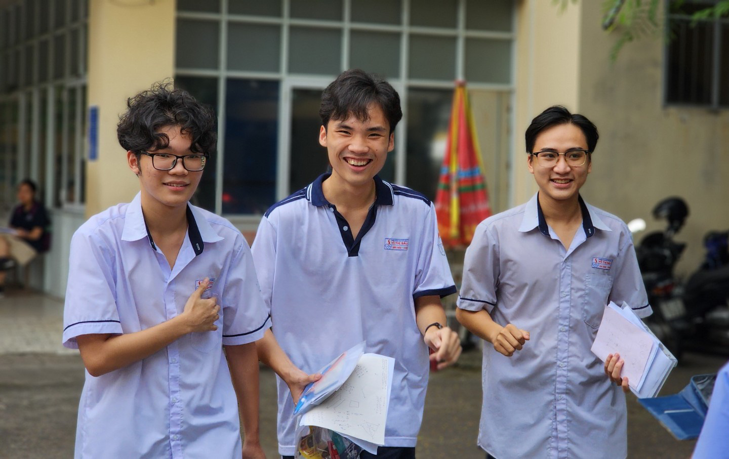 Thí sinh rạng ngời sau môn thi toán tại điểm Trường THPT Võ Thị Sáu, quận Bình Thạnh - Ảnh: NGỌC PHƯỢNG Thí sinh rạng ngời sau môn thi toán tại điểm Trường THPT Võ Thị Sáu, quận Bình Thạnh - Ảnh: NGỌC PHƯỢNG