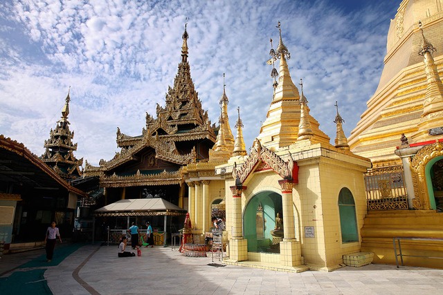 Những ngôi chùa linh thiêng tại Myanmar- Ảnh 2. Những ngôi chùa linh thiêng tại Myanmar- Ảnh 2.