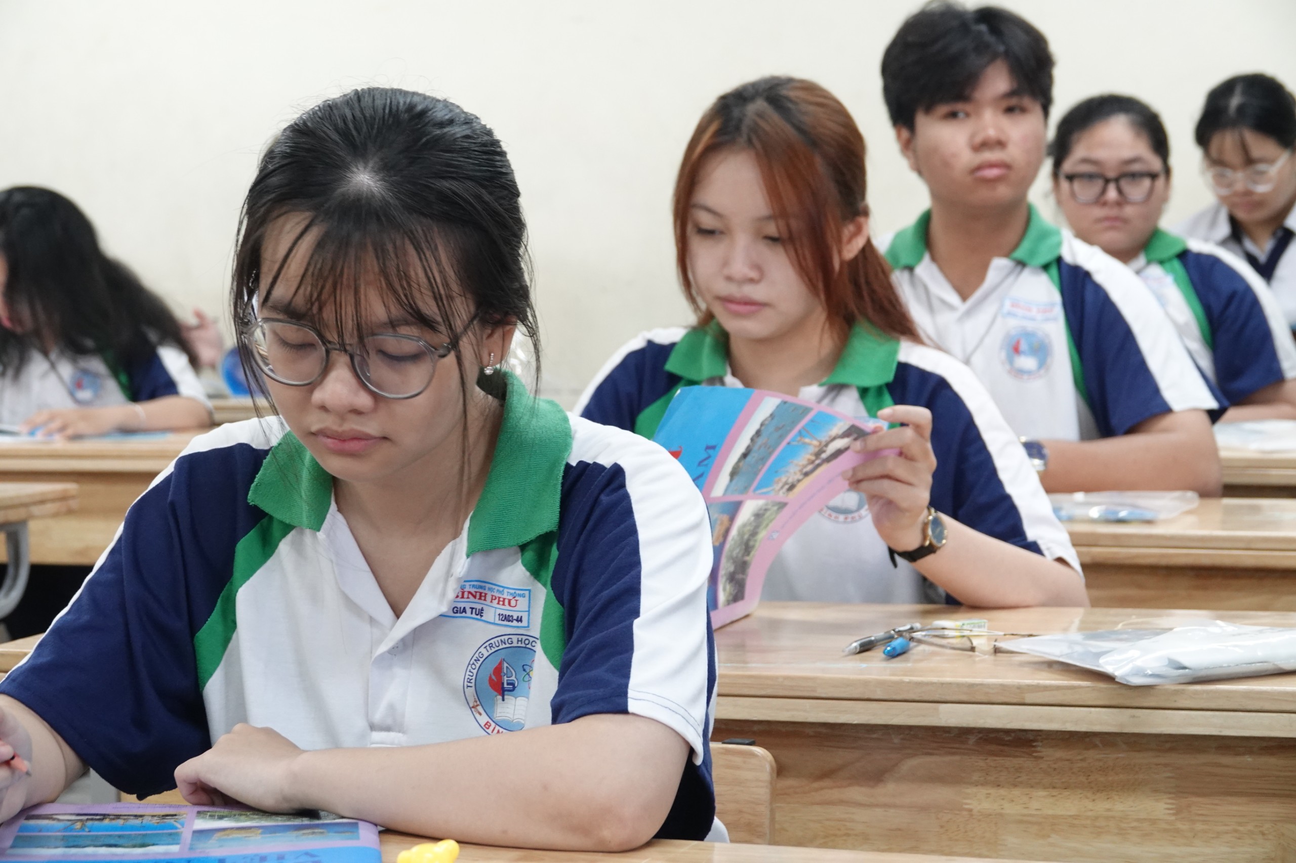 Trường ĐH còn bao nhiêu chỉ tiêu xét điểm thi tốt nghiệp THPT?- Ảnh 2. Trường ĐH còn bao nhiêu chỉ tiêu xét điểm thi tốt nghiệp THPT?- Ảnh 2.