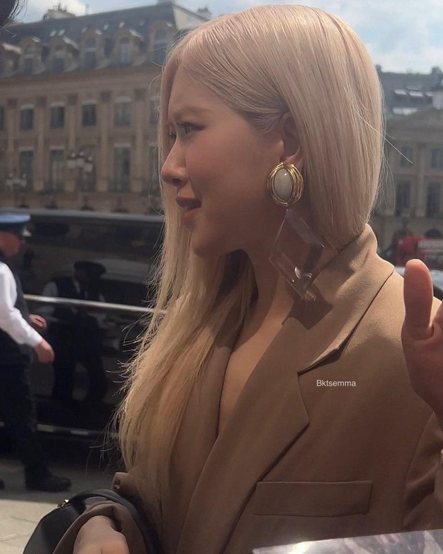 Mái tóc ép thẳng của Rosé hóa tổng tài, Jisoo được gọi tên vì thiếu sức sống- Ảnh 3. Mái tóc ép thẳng của Rosé hóa tổng tài, Jisoo được gọi tên vì thiếu sức sống- Ảnh 3.