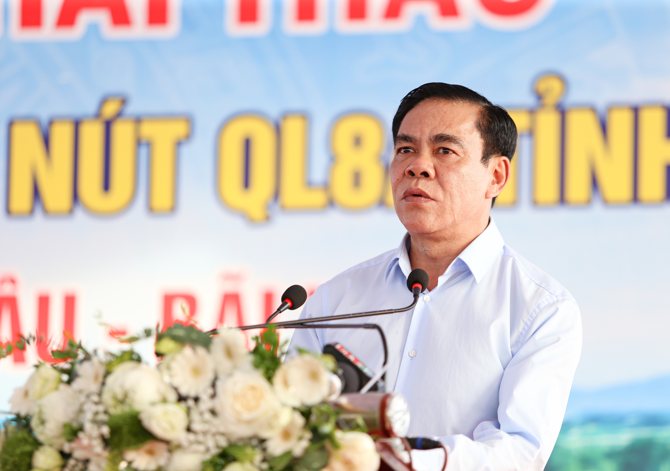 Thông xe tuyến cao tốc đầu tiên về Hà Tĩnh: Ra Thủ đô chỉ còn 4 tiếng- Ảnh 7. Thông xe tuyến cao tốc đầu tiên về Hà Tĩnh: Ra Thủ đô chỉ còn 4 tiếng- Ảnh 7.