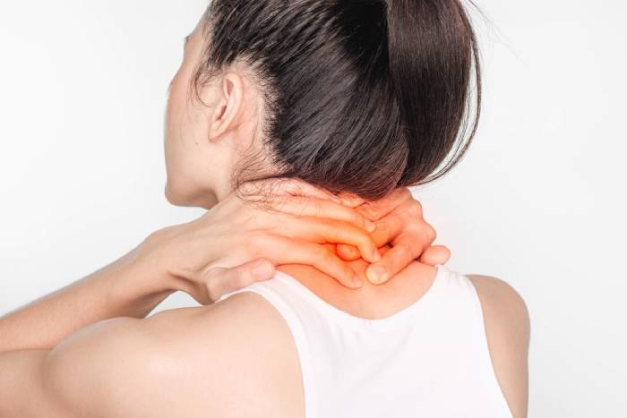 9 nguyên nhân gây đau vai gáy cần biết- Ảnh 2. 9 nguyên nhân gây đau vai gáy cần biết- Ảnh 2.