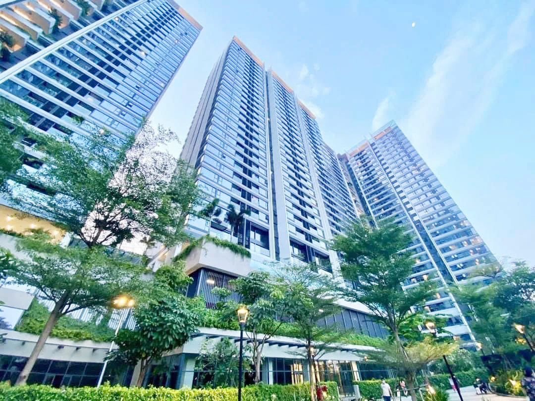 Bất động sản chuyển động trước ngày luật có hiệu lực- Ảnh 1. Bất động sản chuyển động trước ngày luật có hiệu lực- Ảnh 1.