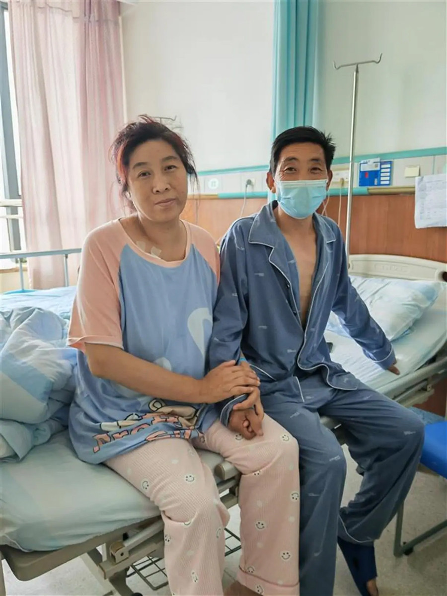Chồng 56 tuổi quyết hiến thận cứu vợ, nói 4 câu ai nghe cũng cảm động - Ảnh 2. Chồng 56 tuổi quyết hiến thận cứu vợ, nói 4 câu ai nghe cũng cảm động - Ảnh 2.