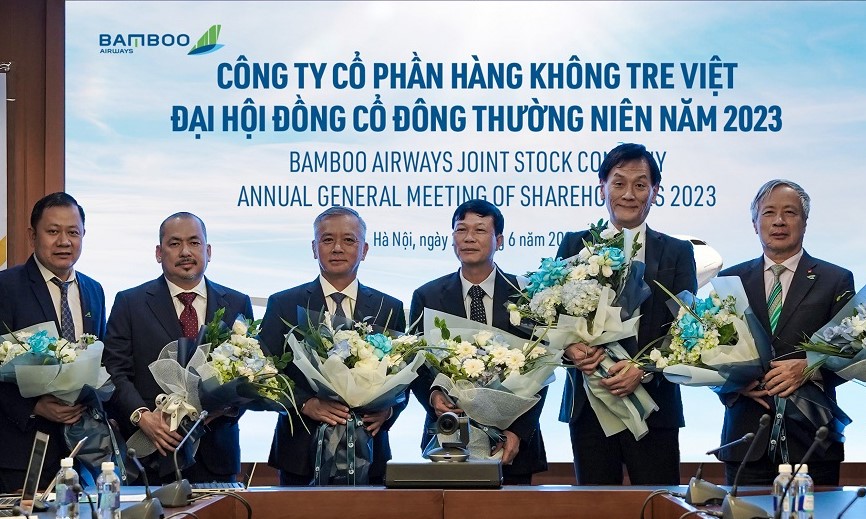 Chủ tịch Bamboo Airways xin rút khỏi Hội đồng quản trị Tập đoàn FLC - Ảnh 1. Chủ tịch Bamboo Airways xin rút khỏi Hội đồng quản trị Tập đoàn FLC - Ảnh 1.