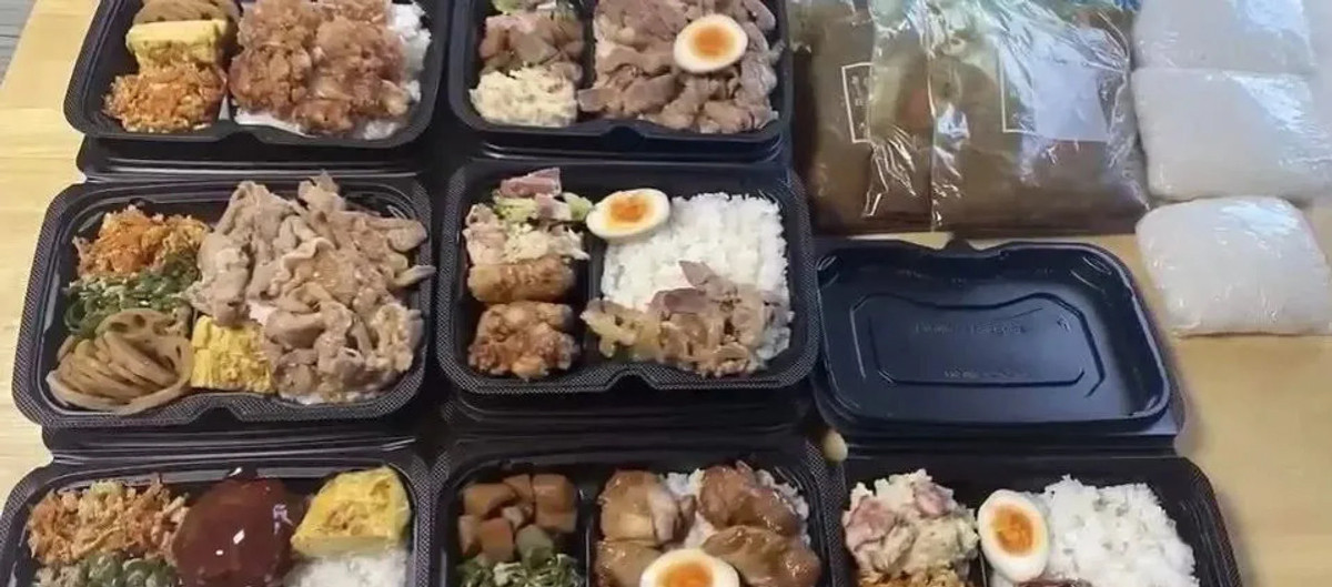 Chuẩn bị chuyển dạ, vợ vẫn cặm cụi nấu sẵn cơm cho chồng ăn cả tháng - Ảnh 1. Chuẩn bị chuyển dạ, vợ vẫn cặm cụi nấu sẵn cơm cho chồng ăn cả tháng - Ảnh 1.