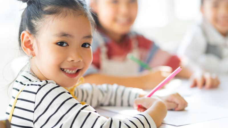 Giáo sư nổi tiếng: Có 5 kiểu lớp học mà cha mẹ không nên cho con tham gia- Ảnh 1. Giáo sư nổi tiếng: Có 5 kiểu lớp học mà cha mẹ không nên cho con tham gia- Ảnh 1.