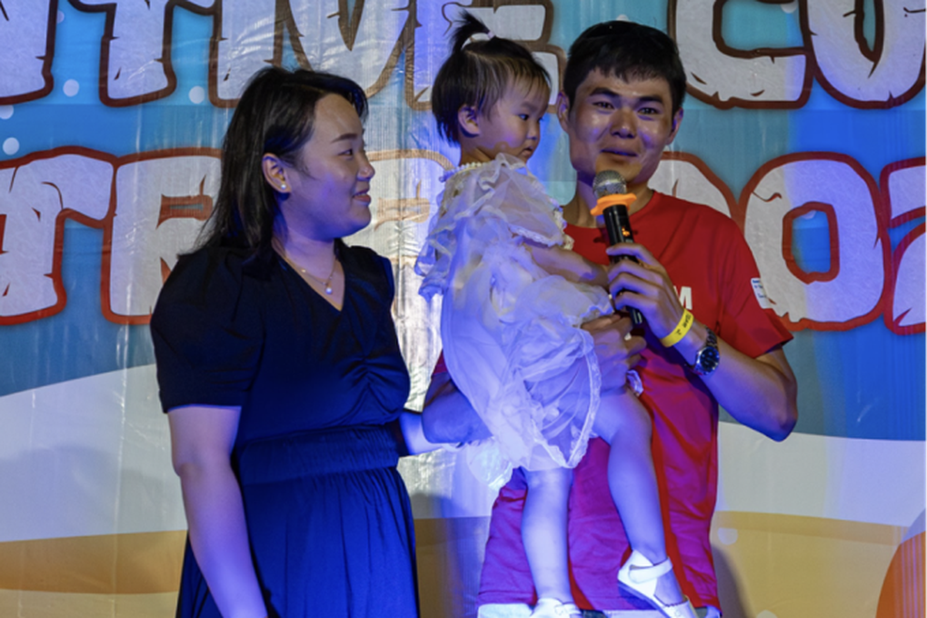 Công ty tổ chức cho nhân viên đoàn tụ vợ con, tặng chuyến du lịch 5 ngày - 1 Công ty tổ chức cho nhân viên đoàn tụ vợ con, tặng chuyến du lịch 5 ngày - 1