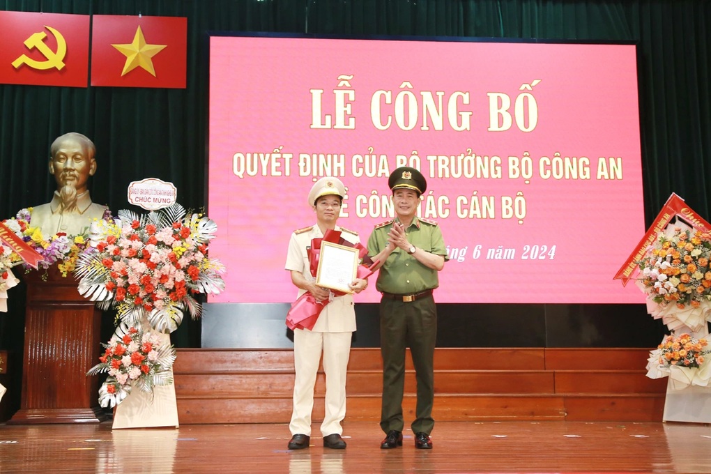 Đại tá Nguyễn Xuân Thao làm Giám đốc Công an tỉnh Hà Tĩnh - 1 Đại tá Nguyễn Xuân Thao làm Giám đốc Công an tỉnh Hà Tĩnh - 1