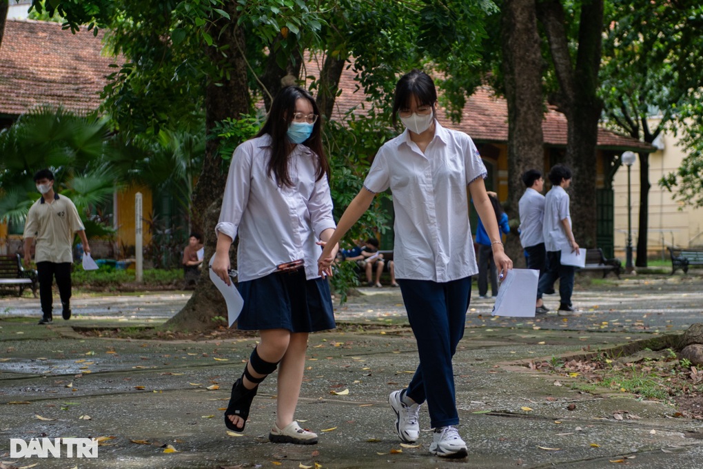 Đáp án gợi ý đầy đủ 24 mã đề giáo dục công dân thi tốt nghiệp THPT 2024 - 1 Đáp án gợi ý đầy đủ 24 mã đề giáo dục công dân thi tốt nghiệp THPT 2024 - 1