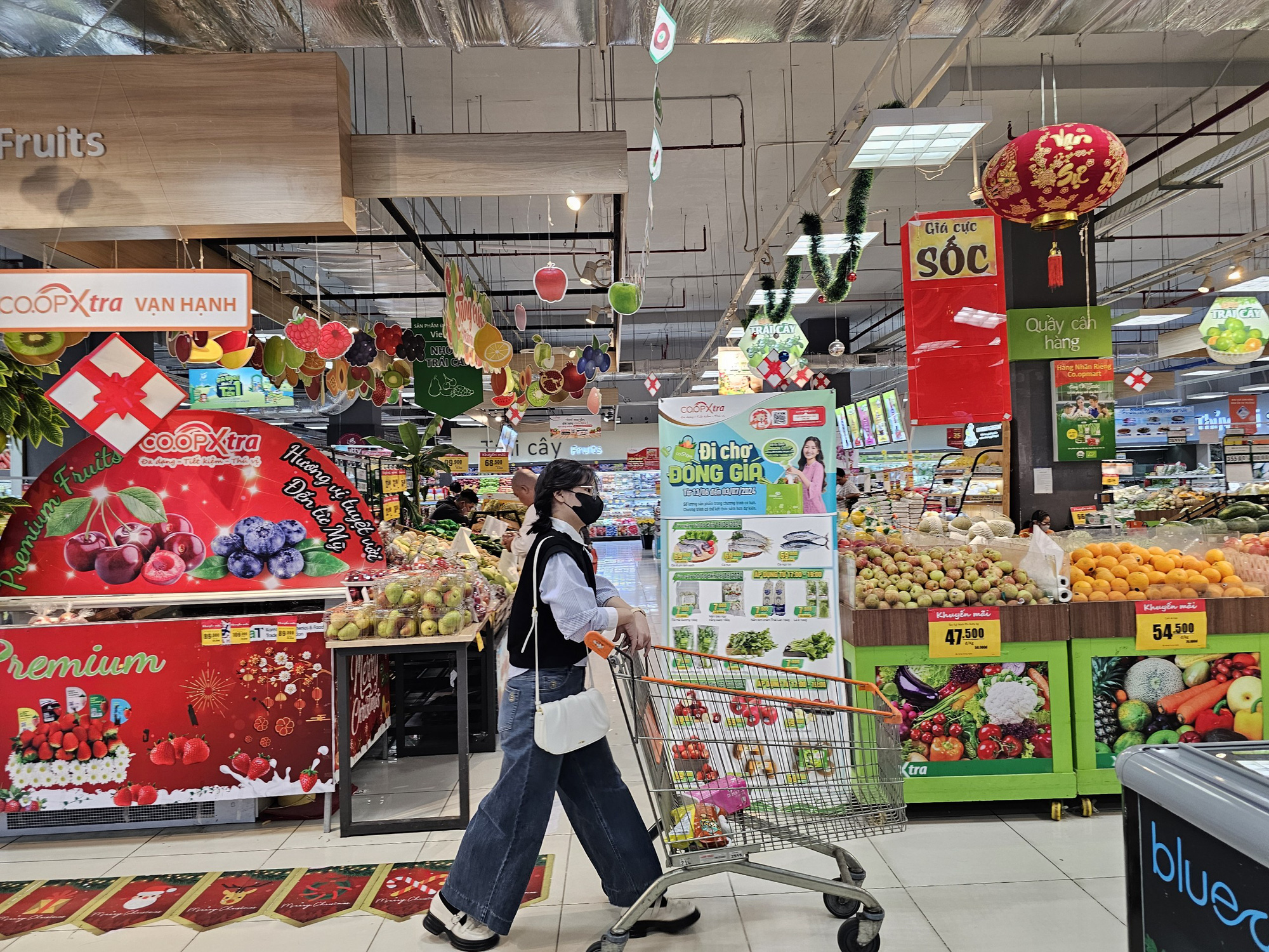 Đi siêu thị đồng giá từ 7.000 đồng...- Ảnh 1. Chương trình