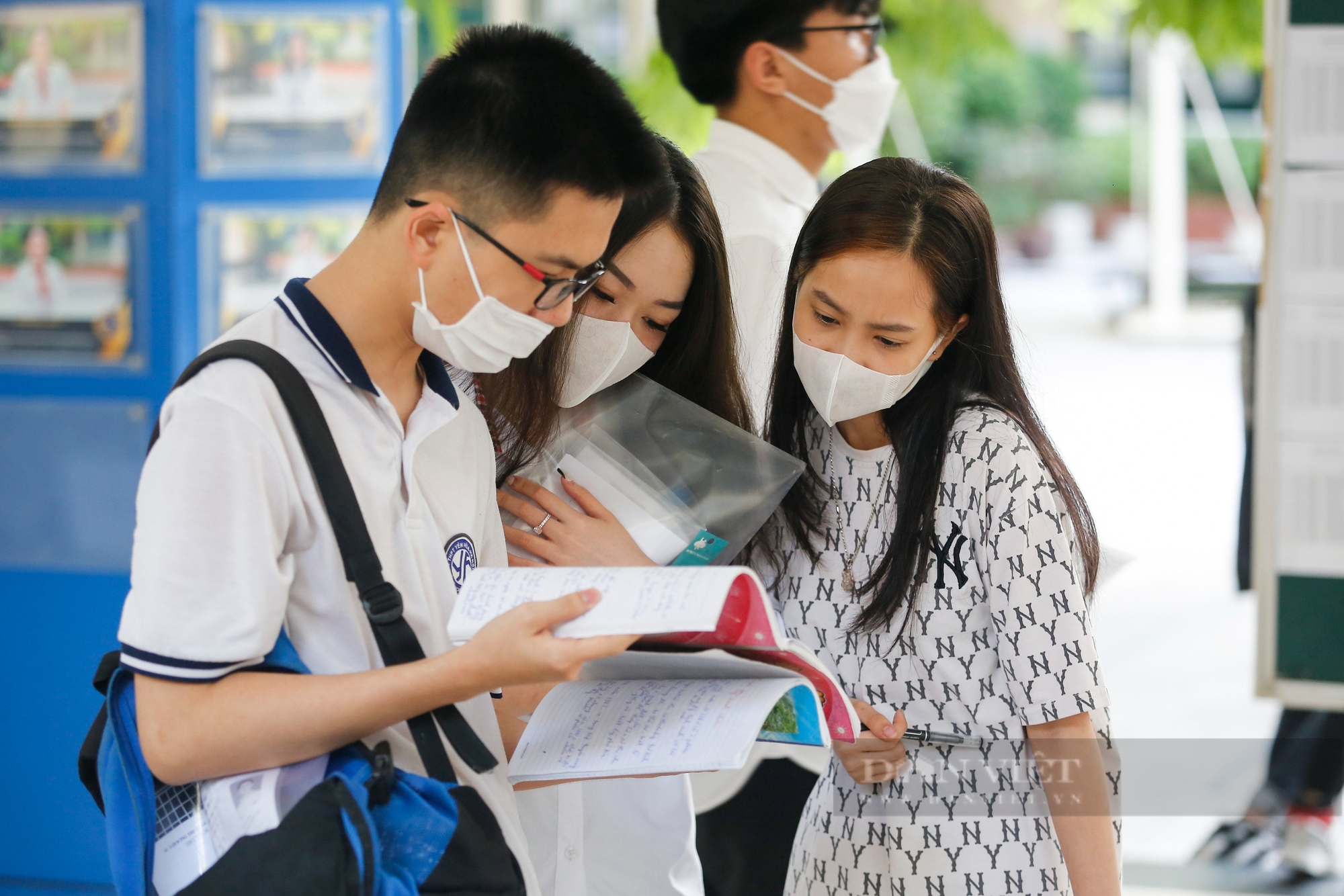 Điểm chuẩn vào lớp 10 Hà Nội năm 2024- Ảnh 1. Điểm chuẩn vào lớp 10 Hà Nội năm 2024- Ảnh 1.