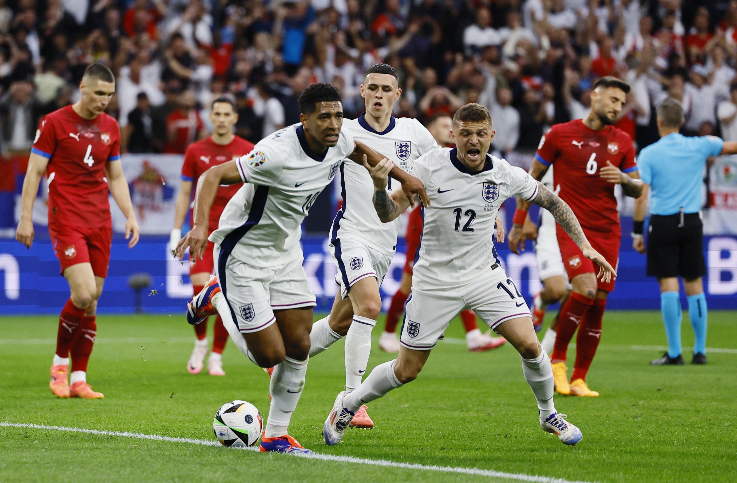 Euro 2024: Harry Kane phản bác huyền thoại, kêu gọi ủng hộ tuyển Anh- Ảnh 6. Euro 2024: Harry Kane phản bác huyền thoại, kêu gọi ủng hộ tuyển Anh- Ảnh 6.