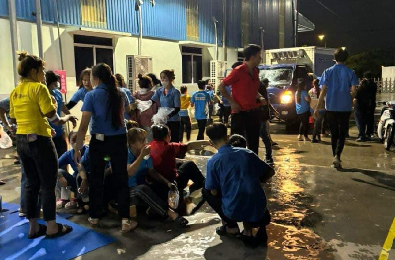 Gần 100 công nhân nhập viện sau bữa ăn chiều- Ảnh 1. Gần 100 công nhân nhập viện sau bữa ăn chiều- Ảnh 1.