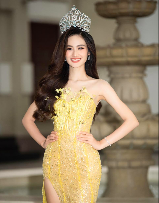 Hoa hậu Ý Nhi thi Miss World 2025, bạn trai phản ứng gây ngỡ ngàng- Ảnh 1. Hoa hậu Ý Nhi thi Miss World 2025, bạn trai phản ứng gây ngỡ ngàng- Ảnh 1.