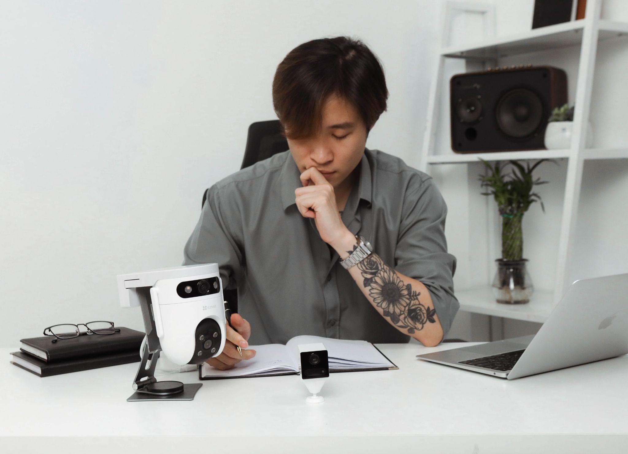 Học hỏi cách TikToker Long Khoa Học làm chủ công nghệ smarthome - Ảnh 1. Học hỏi cách TikToker Long Khoa Học làm chủ công nghệ smarthome - Ảnh 1.
