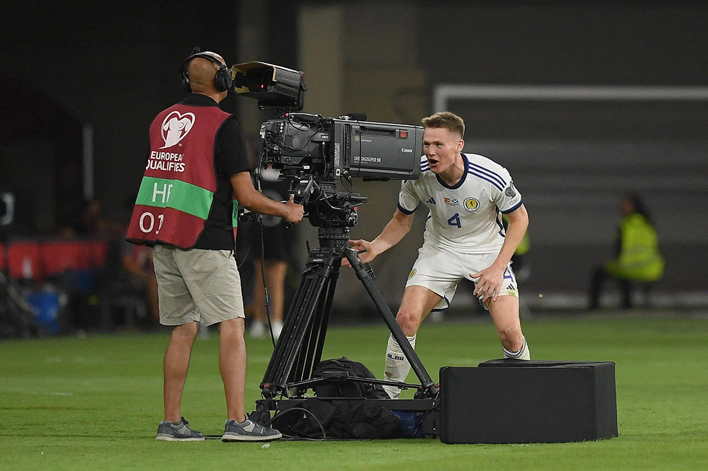 Khán giả Việt Nam được xem miễn phí EURO 2024- Ảnh 1. Khán giả Việt Nam được xem miễn phí EURO 2024- Ảnh 1.