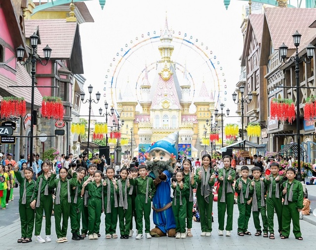 Khởi động mùa hè “tuyệt hơn mơ” với Lễ hội Quốc tế Thiếu nhi tại chuỗi VinWonders trên toàn quốc - Ảnh 1. Khởi động mùa hè “tuyệt hơn mơ” với Lễ hội Quốc tế Thiếu nhi tại chuỗi VinWonders trên toàn quốc - Ảnh 1.