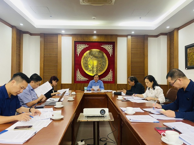 Xây dựng Nghị định về hoạt động văn học: Khơi thông sức sáng tạo, tài năng của nhà văn vào xây dựng và phát triển nền văn hóa, con người Việt Nam - Ảnh 1. Xây dựng Nghị định về hoạt động văn học: Khơi thông sức sáng tạo, tài năng của nhà văn vào xây dựng và phát triển nền văn hóa, con người Việt Nam - Ảnh 1.