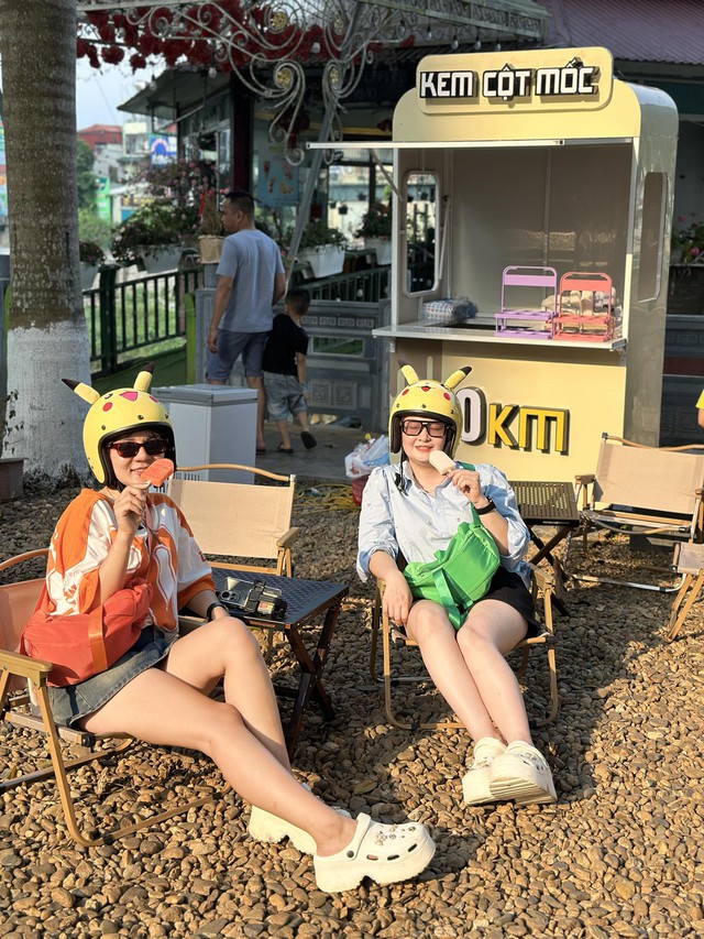 Que kem hình cột mốc, món ăn quảng bá độc đáo hay tiềm ẩn nguy cơ mất mỹ quan khu du lịch?- Ảnh 8. kem cột mốc