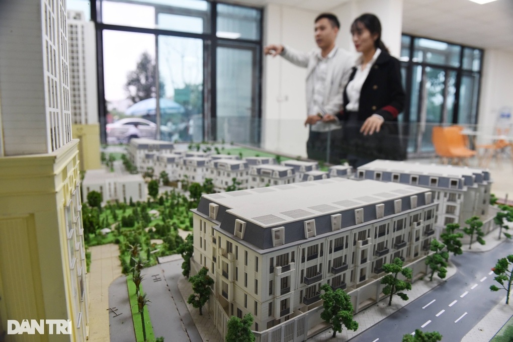 Môi giới bất động sản sắp hết thời mua bán lòng vòng, phủi tay chạy làng - 1 Môi giới bất động sản sắp hết thời mua bán lòng vòng, phủi tay chạy làng - 1