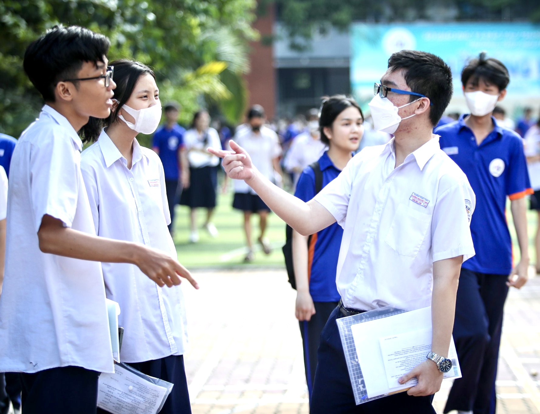 Đề tiếng Anh tốt nghiệp THPT: Một số câu đánh đố nhưng vẫn nhiều điểm 7, 8?- Ảnh 1. Đề tiếng Anh tốt nghiệp THPT: Một số câu đánh đố nhưng vẫn nhiều điểm 7, 8?- Ảnh 1.