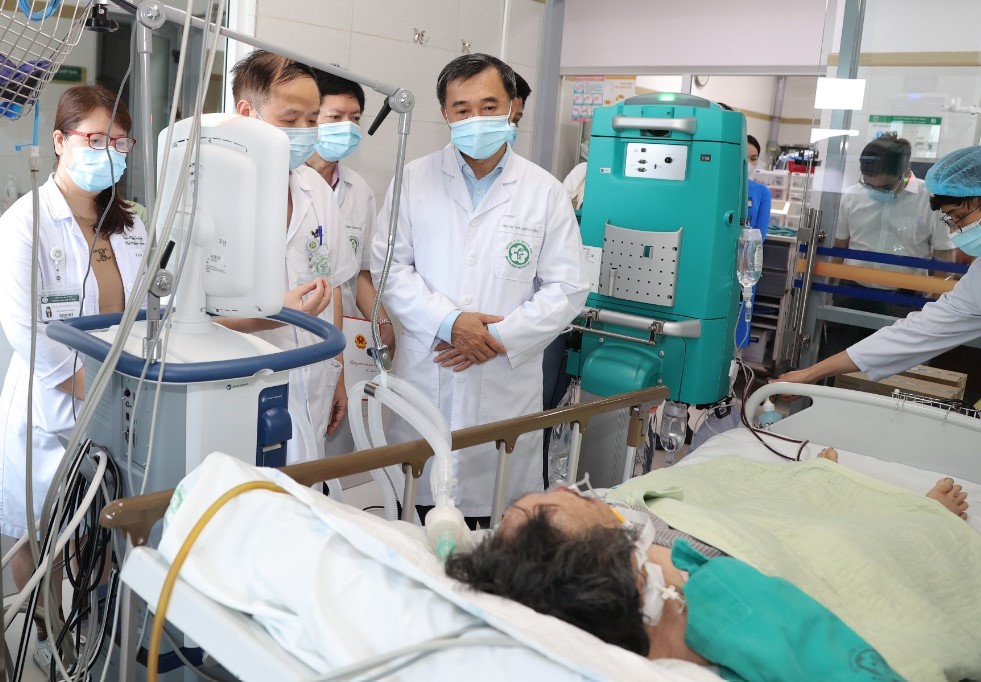Nạn nhân nặng nhất của vụ cháy nhà trọ ở Trung Kính hiện ra sao?- Ảnh 1. Nạn nhân nặng nhất của vụ cháy nhà trọ ở Trung Kính hiện ra sao?- Ảnh 1.