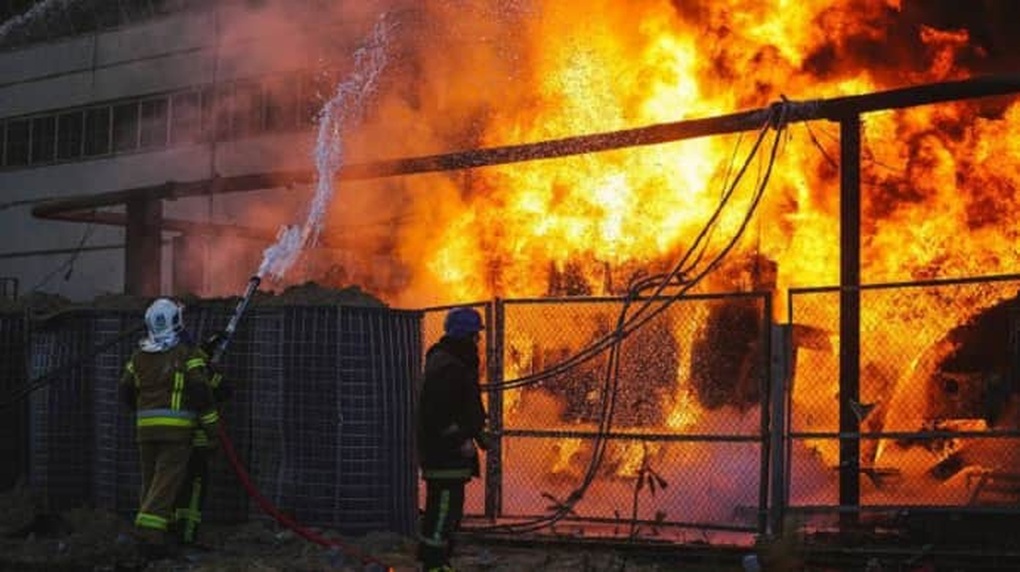 Nga phóng hỏa lực, phá hủy nghiêm trọng hạ tầng năng lượng Ukraine - 1 Nga phóng hỏa lực, phá hủy nghiêm trọng hạ tầng năng lượng Ukraine - 1