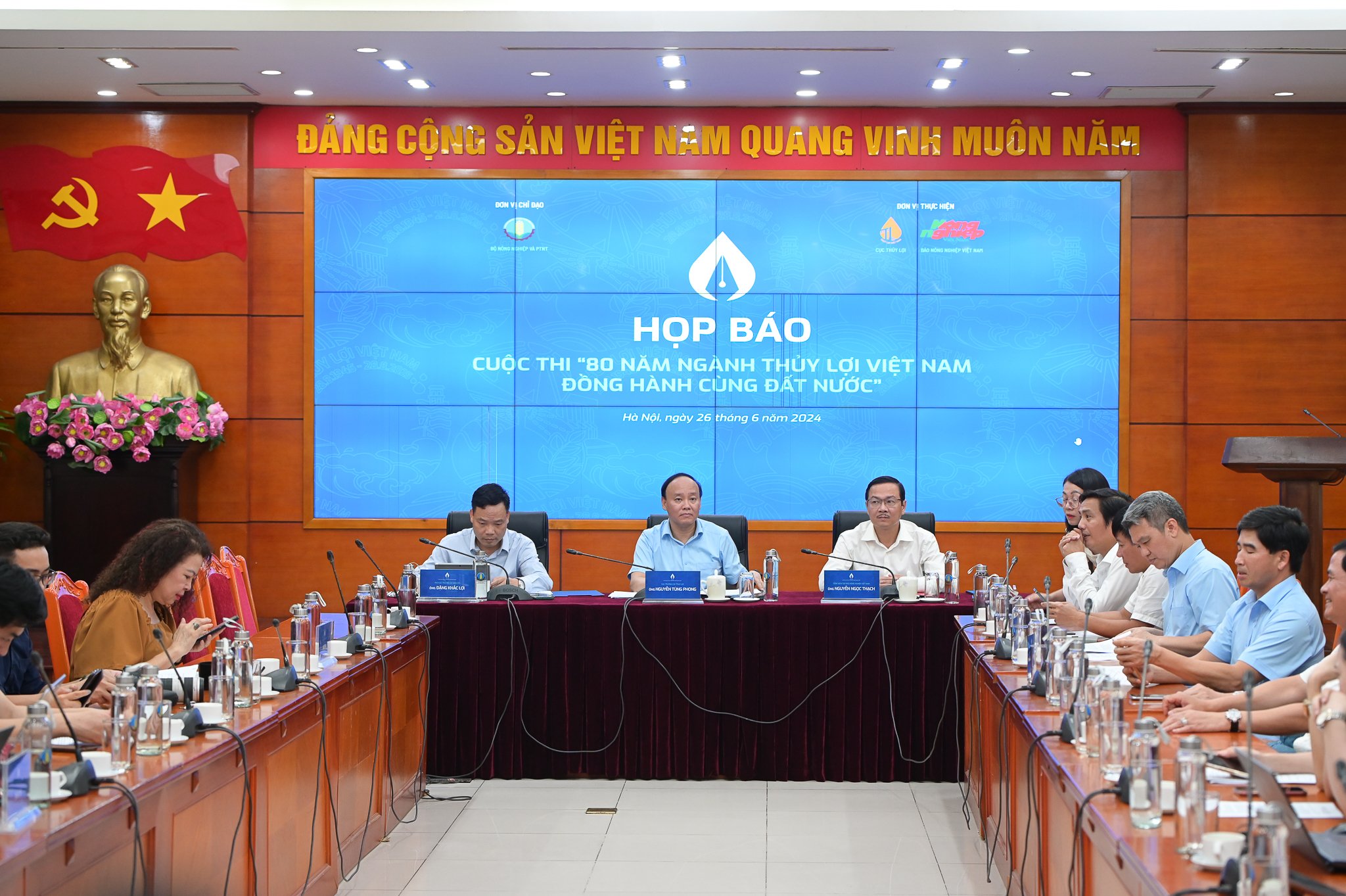 Phát động Cuộc thi “80 năm ngành Thủy lợi Việt Nam đồng hành cùng đất nước”: Nhìn lại để viết tiếp trang sử hào hùng!- Ảnh 1. Phát động Cuộc thi “80 năm ngành Thủy lợi Việt Nam đồng hành cùng đất nước”: Nhìn lại để viết tiếp trang sử hào hùng!- Ảnh 1.
