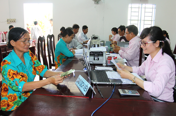 Nông dân Cần Thơ đầu tư mô hình du lịch nông nghiệp, trồng sầu riêng từ vốn tín dụng chính sách- Ảnh 1. Nông dân Cần Thơ đầu tư mô hình du lịch nông nghiệp, trồng sầu riêng từ vốn tín dụng chính sách- Ảnh 1.