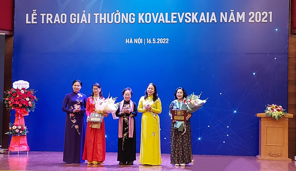 Nữ giáo sư đoạt Giải thưởng Kovalevskaia được bổ nhiệm Phó Giám đốc ĐH Quốc gia TPHCM- Ảnh 1. Nữ giáo sư đoạt Giải thưởng Kovalevskaia được bổ nhiệm Phó Giám đốc ĐH Quốc gia TPHCM- Ảnh 1.