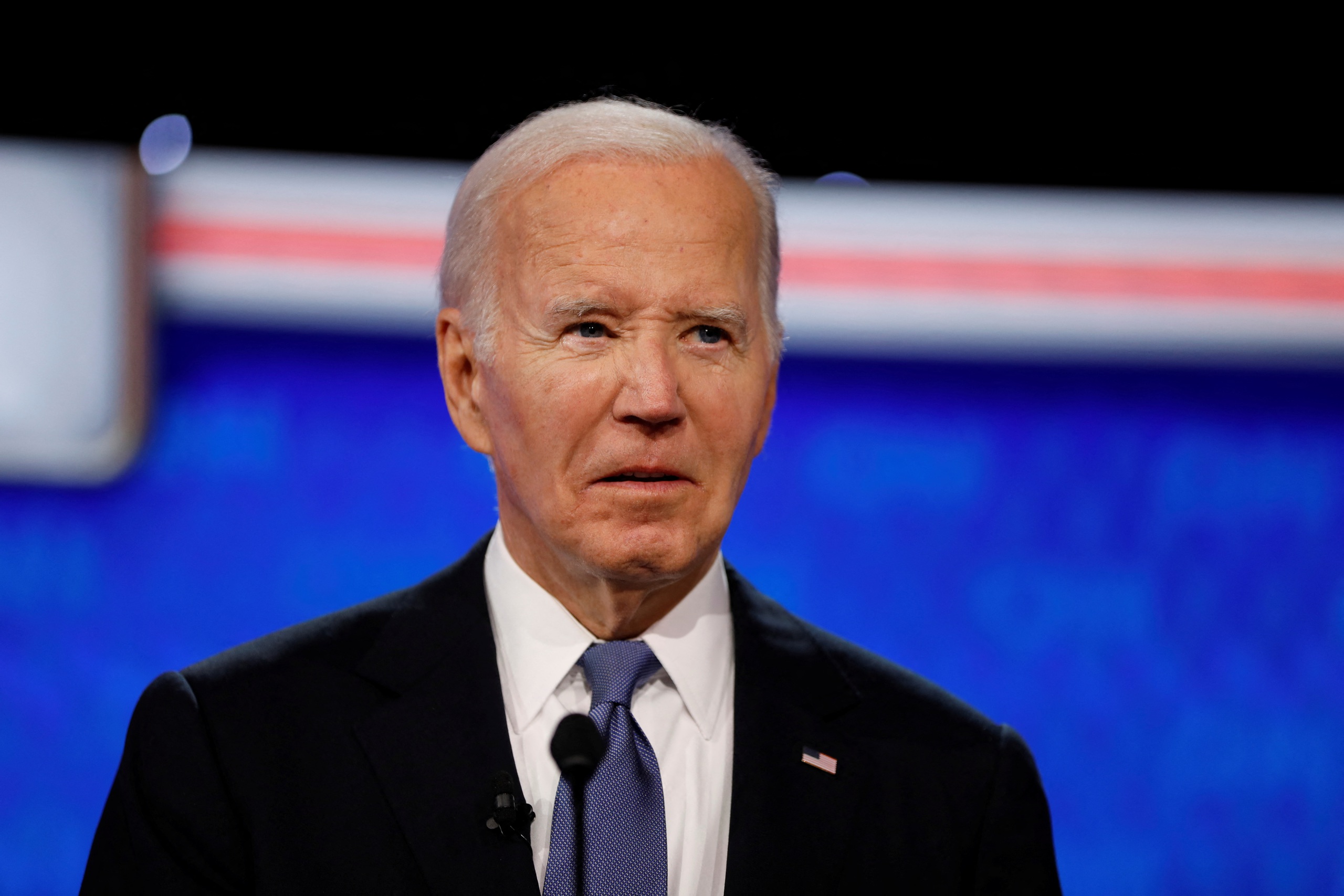 Ông Trump tạm dẫn 1-0 sau màn tranh luận đầu tiên với ông Biden- Ảnh 2. Ông Trump tạm dẫn 1-0 sau màn tranh luận đầu tiên với ông Biden- Ảnh 2.