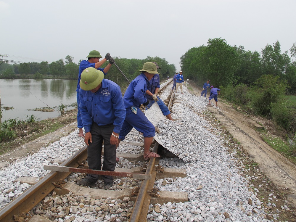 Bộ GTVT hướng dẫn định giá dịch vụ bảo trì đường sắt - Ảnh 1. Bộ GTVT hướng dẫn định giá dịch vụ bảo trì đường sắt - Ảnh 1.