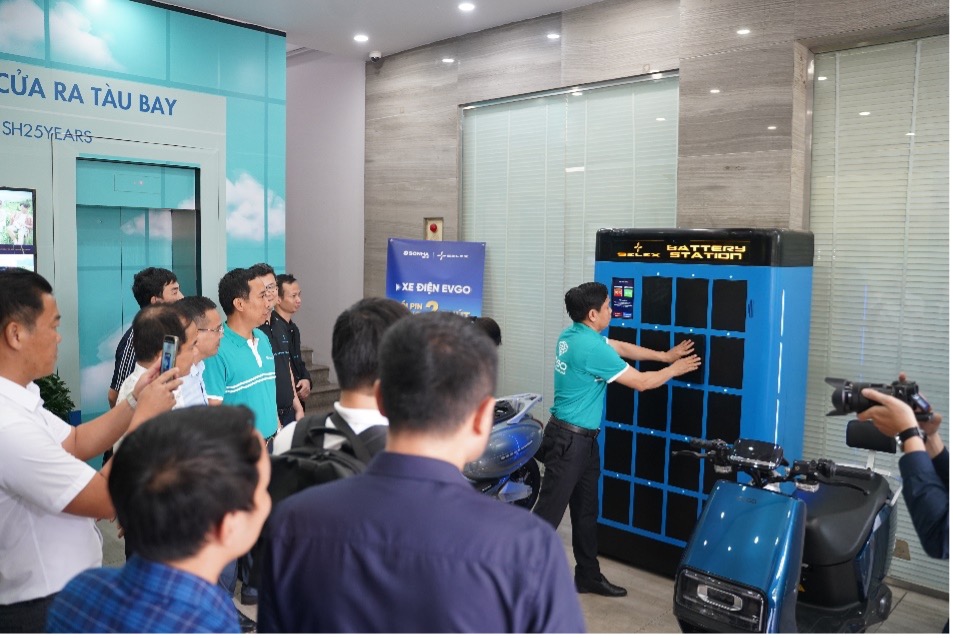 Doanh nghiệp Việt làm ứng dụng pin hoán đổi cho xe điện 2 bánh- Ảnh 2. Doanh nghiệp Việt làm ứng dụng pin hoán đổi cho xe điện 2 bánh- Ảnh 2.