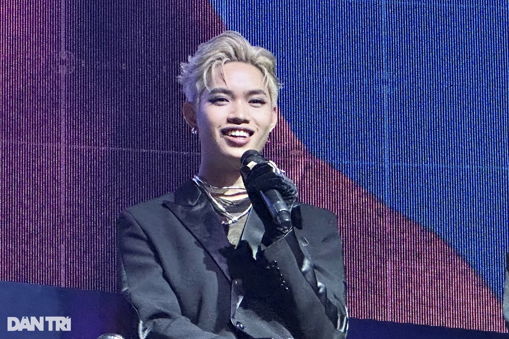 Rapper Pháp Kiều nói về HIEUTHUHAI, phong cách phi giới tính gây tranh cãi - 2 Rapper Pháp Kiều nói về HIEUTHUHAI, phong cách phi giới tính gây tranh cãi - 2