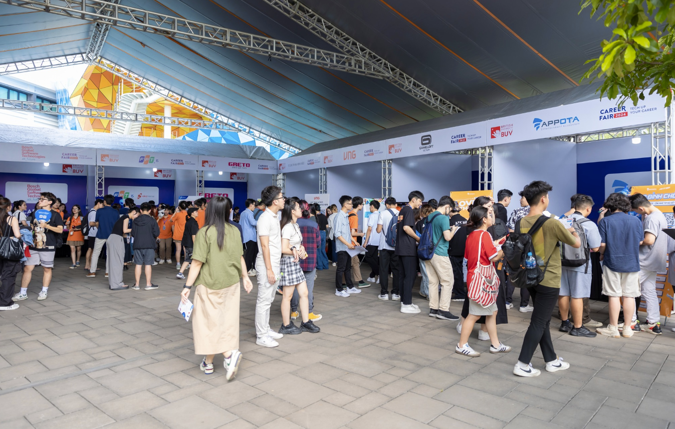 Sinh viên ‘tập dượt’ chinh phục nhà tuyển dụng thời 4.0 với trí tuệ nhân tạo (AI)- Ảnh 3. Sinh viên ‘tập dượt’ chinh phục nhà tuyển dụng thời 4.0 với trí tuệ nhân tạo (AI)- Ảnh 3.