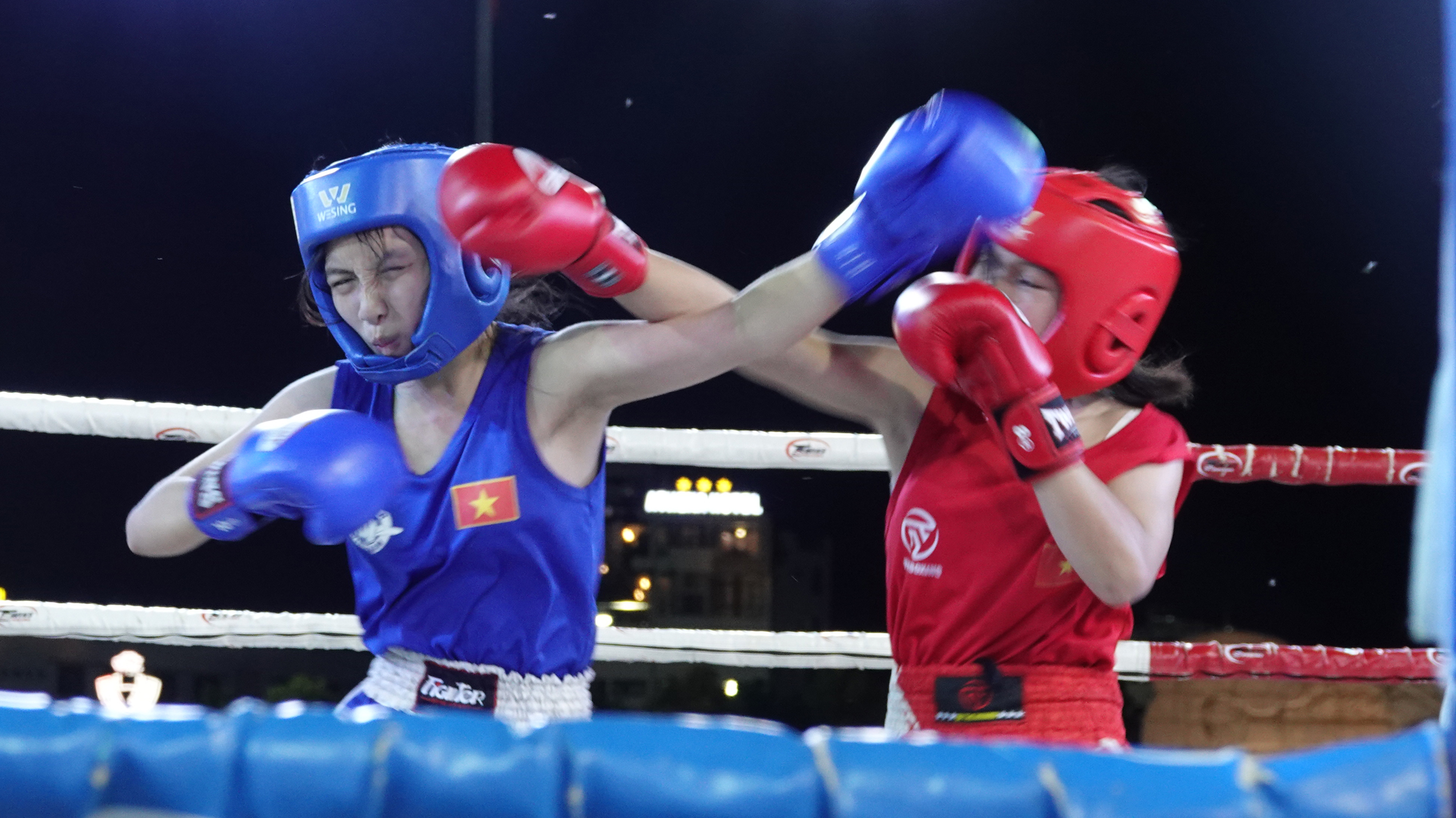 Sôi nổi giải vô địch trẻ kickboxing tỉnh Bình Định- Ảnh 1. Sôi nổi giải vô địch trẻ kickboxing tỉnh Bình Định- Ảnh 1.