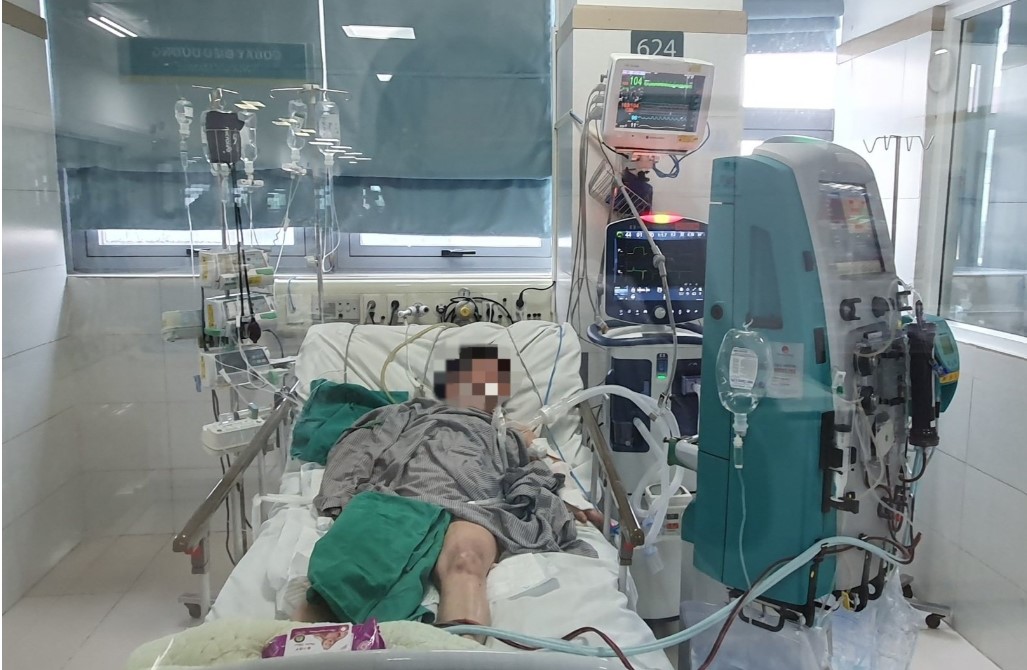 Sức khỏe 3 nạn nhân trong vụ cháy nhà trọ ở Trung Kính hiện ra sao?- Ảnh 1. Sức khỏe 3 nạn nhân trong vụ cháy nhà trọ ở Trung Kính hiện ra sao?- Ảnh 1.