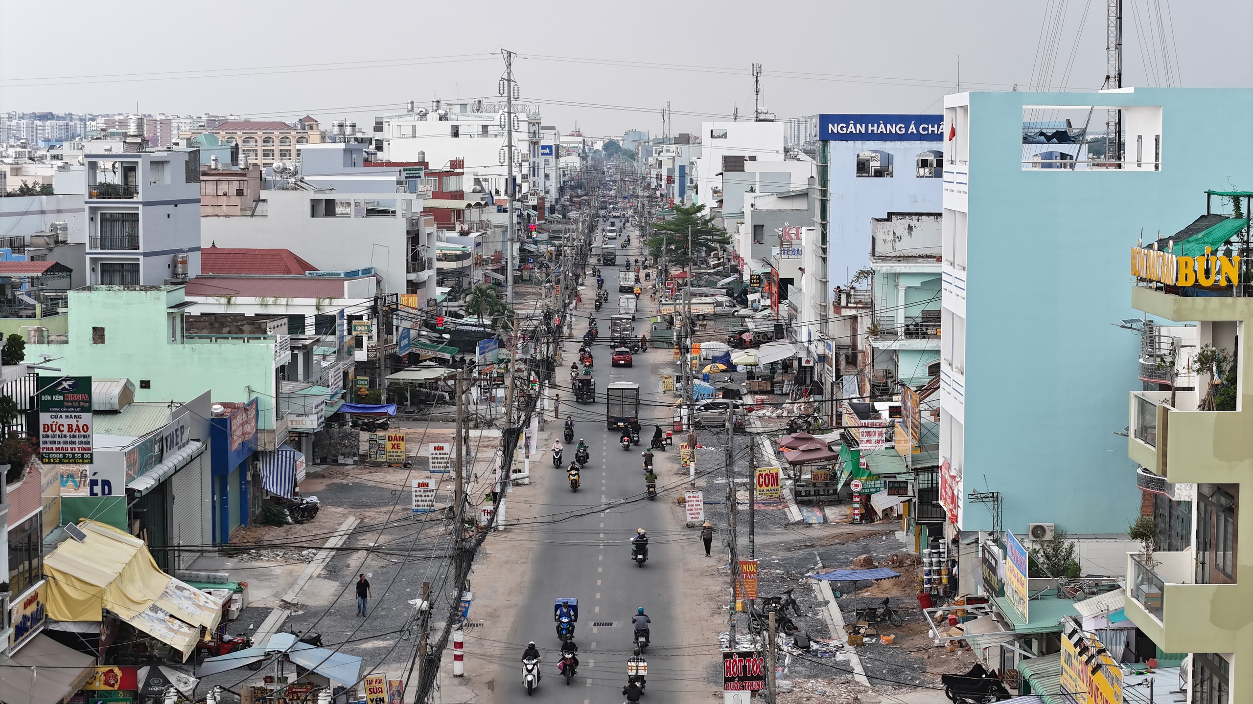 TP.HCM kiến nghị Chính phủ cho cơ chế thưởng, phạt nhà thầu theo tiến độ- Ảnh 1. TP.HCM kiến nghị Chính phủ cho cơ chế thưởng, phạt nhà thầu theo tiến độ- Ảnh 1.